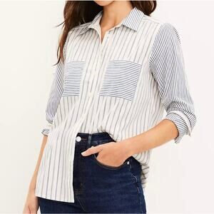 Loft striped everyday button up classic preppy casual beachy academic XSmall